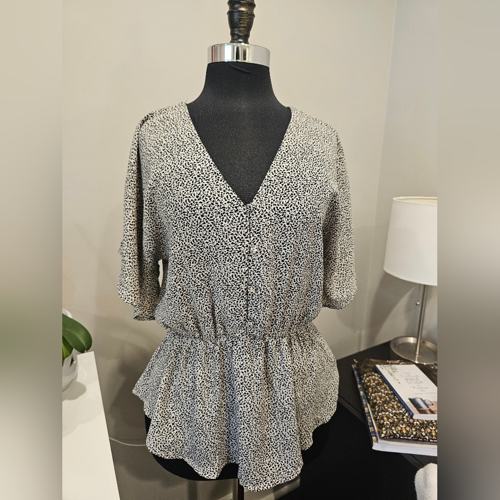 EUC Sienna Sky Elegant Black and Cream Leopard Print Peplum Top, S